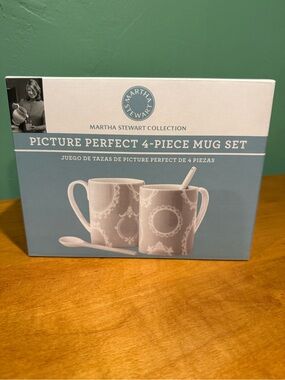 Martha Stewart Gray Lace-Pattern 4-Piece Mug Set